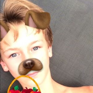 Meet your Posher, Bennett